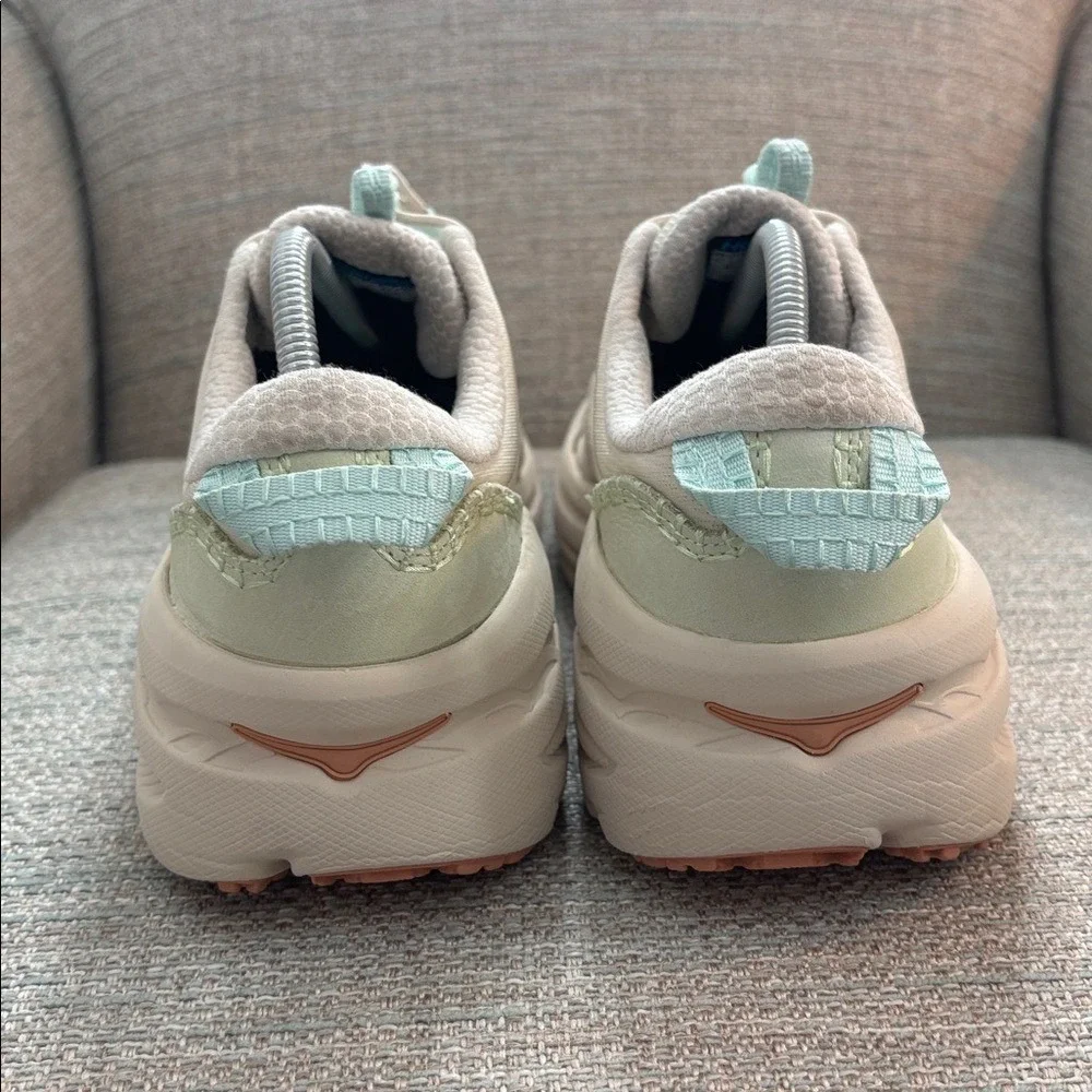 Hoka one bondi